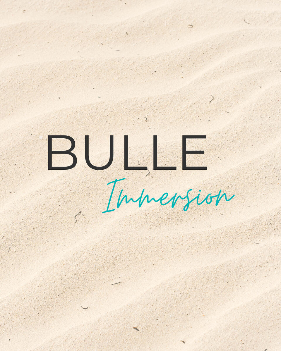 L'accompagnement ultime pour une tranquillité totale. De la conception créative à l'installation le jour J, je m'occupe de sourcer chaque élément et de mettre en scène votre décor. Vous n'avez plus qu'à savourer l'instant, je crée l'écrin de votre mariage. L'accompagnement ultime pour une tranquillité totale. De la conception créative à l'installation le jour J, je m'occupe de sourcer chaque élément et de mettre en scène votre décor. Vous n'avez plus qu'à savourer l'instant, je crée l'écrin de votre mariage.